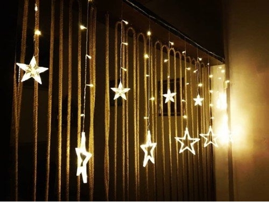 Star LED Light with 136 LED Lights / Curtain Decorative Star Lights