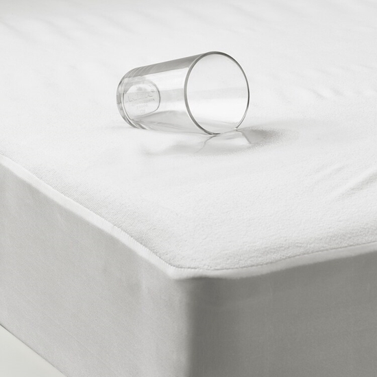 Waterproof mattress protector